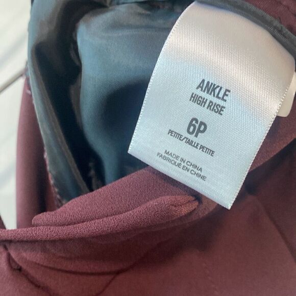 Express Womens Solid Belted Polyester Ankle High Rise Pants Burgundy Size 6P - Picture 6 of 7